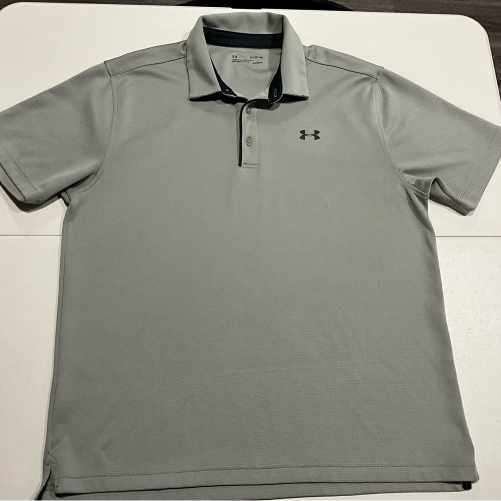 Under Armour Men's Light Gray Polo Shirt